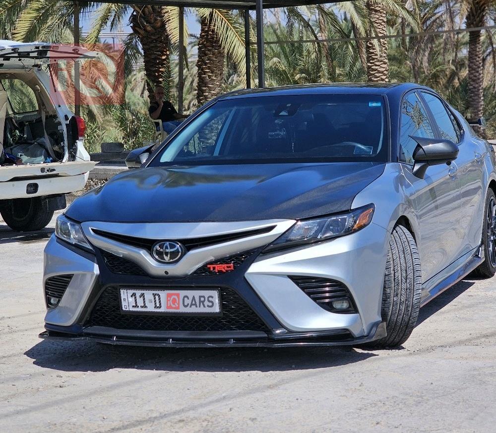 تۆیۆتا کامری